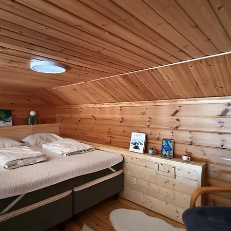 Cosy Chalet Äkäslompolo